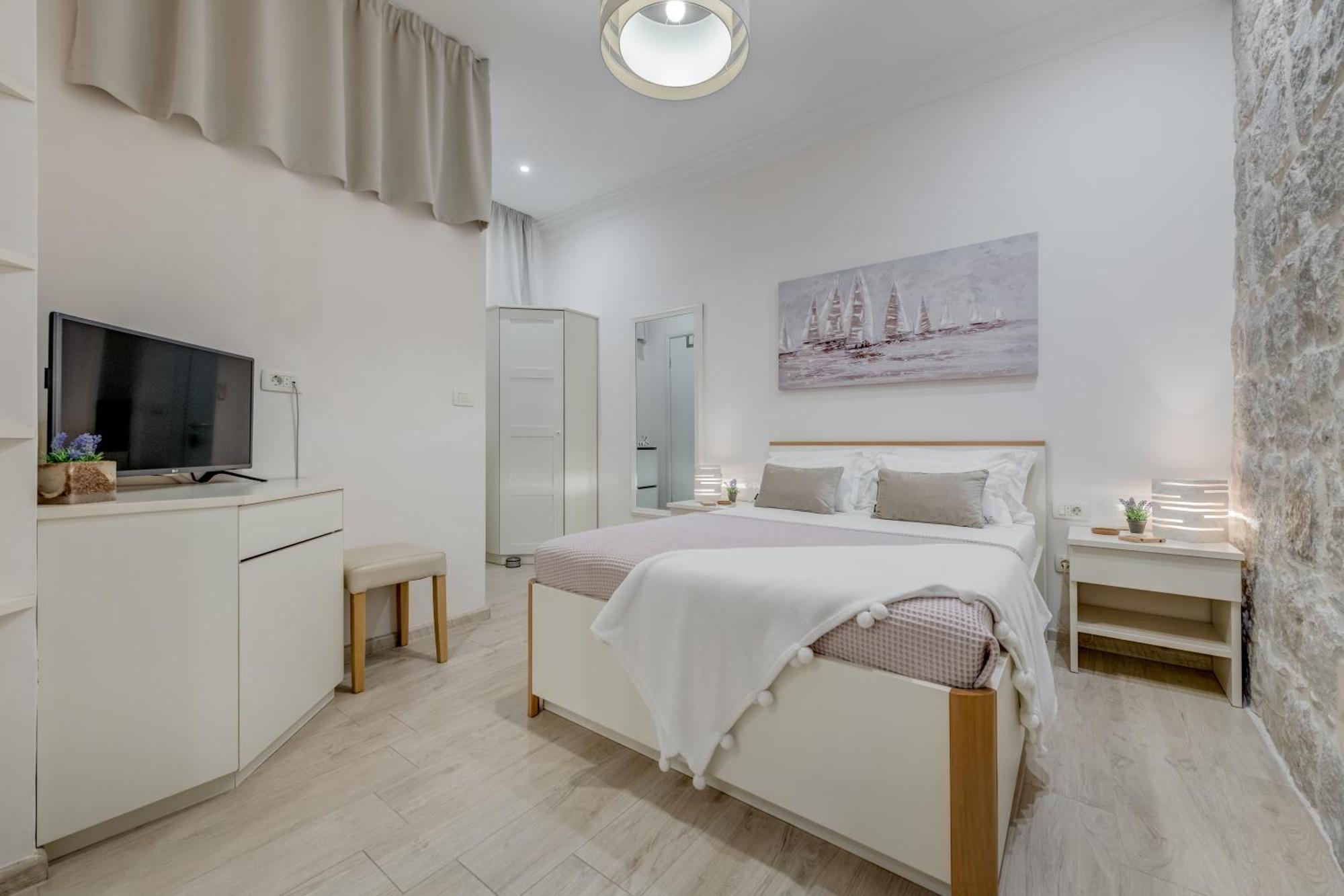 Victoria Luxury Rooms - Split Downtown Exterior photo